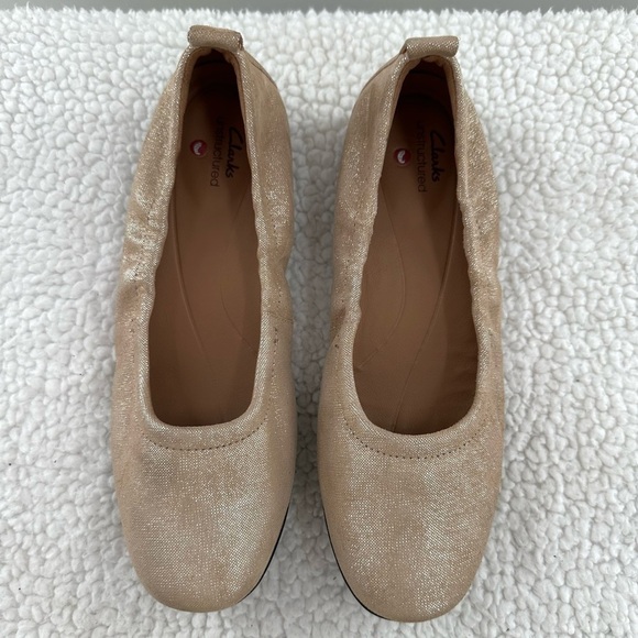 Clarks Unstructured Metallic Gold Leather Ballet Flats - Picture 2 of 8